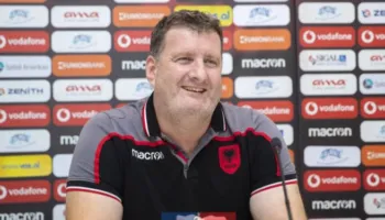 Futboll femra/ Grima grumbullon vajzat për eliminatoret e Botërorit