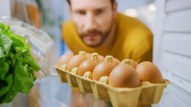 Gabimi që bëjmë gjithmonë për ruajtjen e freskisë së vezëve dhe nuk e paskemi ditur