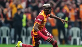 Galatasaray është zyrtarisht kampion i Turqisë, Muçi shënon ndaj Besiktas (video)