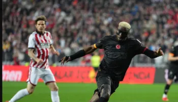 Galatasaray shtyn festën e titullit, Muçi luan vetëm 45 minuta në barazimin e Trabzonspor (video)
