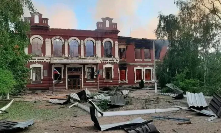 “Gjatë natës u godit një konvikt studentësh”, Putin akuzon Kievin për sulm terrorist në Luhansk