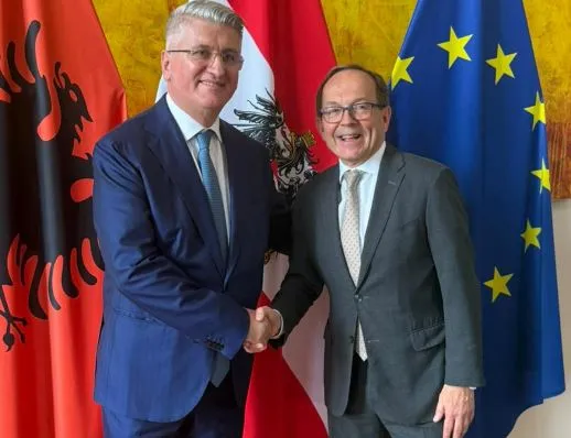 Gjekmarkaj takon zyrtarin e lartë austriak: I shpreha shqetësimet për situatën politike në Shqipëri