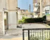 Gjendet shënimi i 17-vjeçares/ Dy shoqe adoleshente u hodhën nga tarraca e pallatit: Dëgjova britma dhe një zhurmë