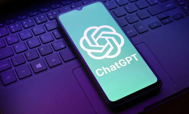 Gjobitet gjyqtari në Spanjë, përdori ChatGPT për vendimin