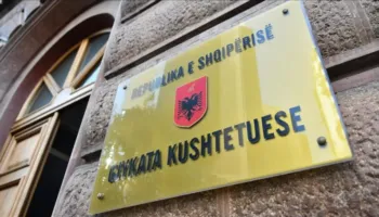Gjykata Kushtetuese shqyrton të martën ankimin e PD për ministren Diella