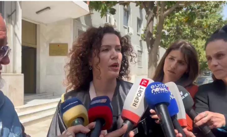 Gjykata lë në burg shoferin e aksidentit tragjik në Durrës, Avokatja: Radaçi nuk dha asnjë deklarim në seancë