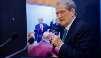Gjyqi ndaj Metës, Berisha: Kafazi është mjet torture, ndaj tij nuk ka asnjë provë