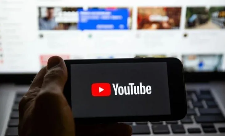 Google vendos kufij për videot me AI në YouTube, përmbajtja do të etiketohet qartë