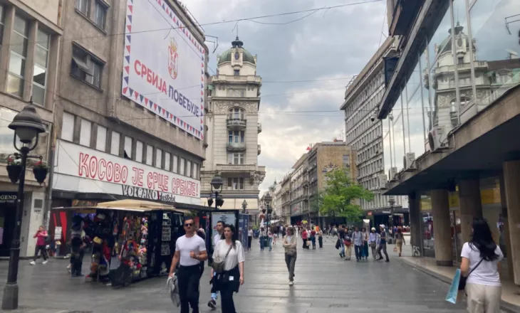 Grafite në qendër të Beogradit: Nga gjenocidi te Kosova