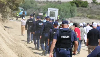 Greqia pas protestave të dhunshme në Zvërnec? Athina zyrtare quan minoritet banorët e zonës, Beleri letër KE-së