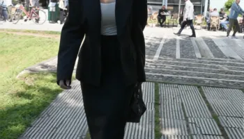 Grida Duma rikthehet në Parlament, ja momenti që tërhoqi vëmendje