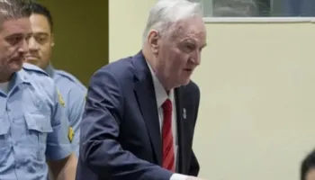 Hagë/ Gjykata refuzon sërish kërkesën e Mlladiçit për lirim nga burgu për arsye shëndetësore