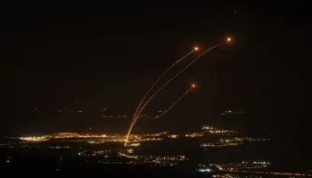 Hezbollahu nis sulme të reja ndaj Izraelit, godet me dronë 4 kampe ushtarake