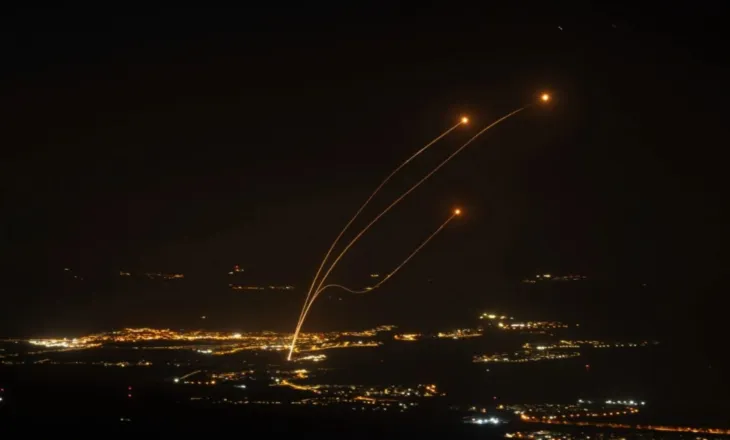 Hezbollahu nis sulme të reja ndaj Izraelit, godet me dronë 4 kampe ushtarake