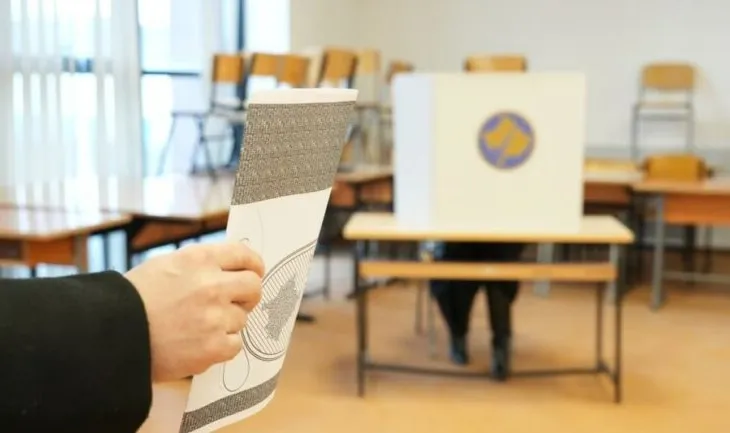 Hidhet shorti në KQZ, këta janë numrat e subjekteve politike për zgjedhjet e 7 qershorit në Kosovë