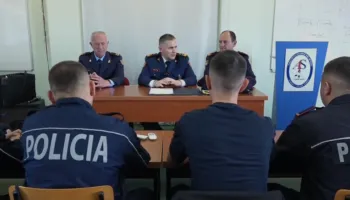 Hita takon studentët e Akademisë së Sigurisë: Policia ka nevojë për profesionistë me integritet dhe përkushtim