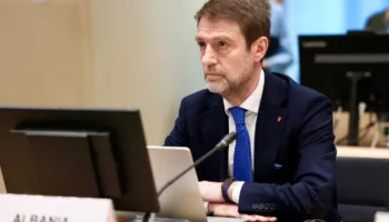 Hoxha në Bruksel: Rrëmbimi i fëmijëve ukrainas, mizoria më e rëndë e agresionit rus
