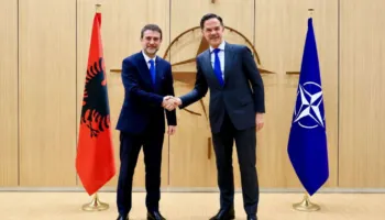 Hoxha takon Mark Rutten: Aleanca Veri-Atlantike më e rëndësishme se kurrë
