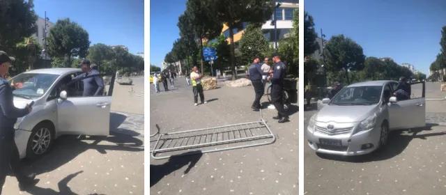 Hyri me makinë mes turmës në sheshin Skënderbej, neutralizohet shoferi i çmendur
