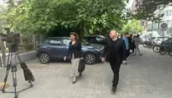 I akuzuar për korrupsion në zgjedhje, kryebashkiaku i Vaut të Dejës paraqitet në GJKKO