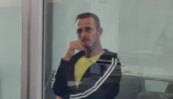 I dehur në timon u përplas me automjetin e policisë, ‘arrest në burg’ për 44-vjeçarin në Durrës