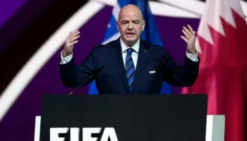 Infantino: “Irani do të jetë në Botëror, futbolli duhet të bashkojë”, presidenti Trump: Le të luajë Irani