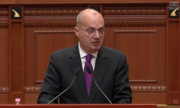 Integrimi i vendit në BE/ Hasani prezanton projekt-rezolutën: Shqipëria të mos devijojë nga rruga europiane, duhet reformë dhe bashkëpunim politik