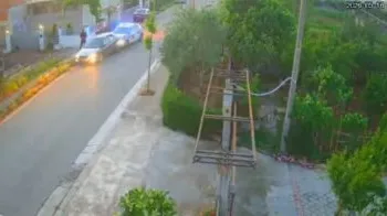 Ish-këneta nuk gjen qetësi/ Pas Nikoll Radaçit, një tjetër shofer me shpejtësi dhe i dehur në timon, përplas patrullën