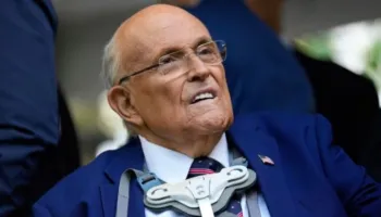 Ish-kryetari i bashkisë së Nju Jorkut, Rudy Giuliani shtrohet në spital, zëdhënësi: Në gjendje kritike për jetën