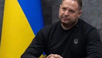 Ish-shefi i stafit të Zelensky i dyshuar për korrupsion