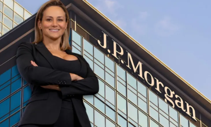 “Ishte krejtësisht e zhveshur dhe më kërkoi të bashkohesha me ta”/ Rihapet skandali i “skllavit seksual” në JPMorgan, dy dëshmitarë të rinj dalin para gjykatës