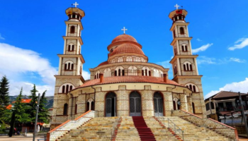 “Islands”: Korça, surpriza e Mesdheut që po sfidon Spanjën dhe Italinë
