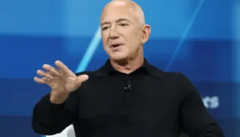 Jeff Bezos: Trump është “më i pjekur” dhe “më i disiplinuar” krahasuar me mandatin e tij të parë