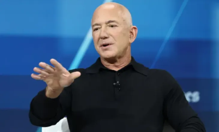 Jeff Bezos: Trump është “më i pjekur” dhe “më i disiplinuar” krahasuar me mandatin e tij të parë