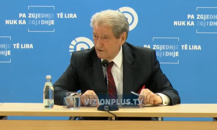 “Jo bashkëpunim me Ramën kundër SPAK”, Berisha: Shqiptarët ti bashkohen opozitës në  8 maj, qeveria e kapur në vjedhje