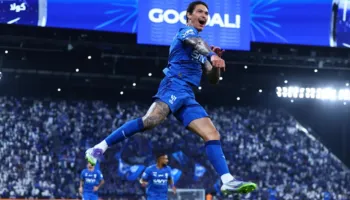 Joao Cancelo dhe një sulmues. Barcelona punon për goditjen e dyfishtë nga Al-Hilal