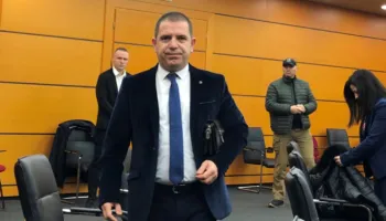 Kalon për gjykim dosja ndaj ish-prokurorit Kledian Llaho dhe tre të tjerëve! Akuzohen për korrupsion dhe ndikim të paligjshëm