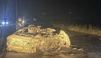 Kamioni u përplas ‘kokë më kokë’ me “BMW”/ Zbardhen detaje nga aksidenti: Shoferi 76-vjeçar humbi kontrollin dhe u…