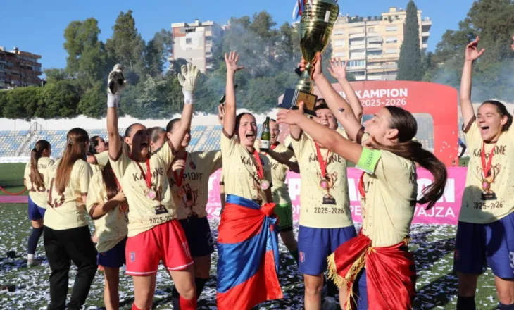 Kampionati i vajzave/ Vllaznia shpallet kampione e Shqipërisë pas triumfit 2-0 ndaj Apolonisë