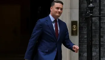 Kaosi politik në qeverinë britanike, Wes Streeting jep dorëheqjen si minister i shëndetësisë