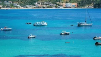 “Karaibet e Ballkanit”, El Pais: Shqipëria, surpriza e Mesdheut
