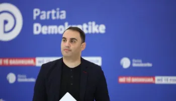 Këlliçi mbron referendumin në PD:  Edhe PPE zgjedh me kandidat të vetëm, s’po zgjidhet Papa