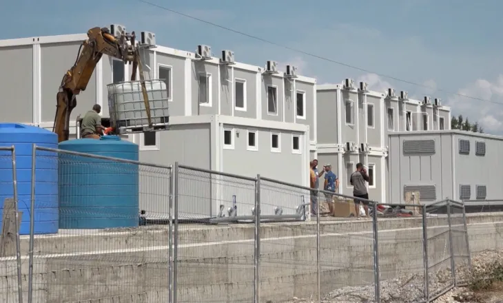 KiE aprovon modelin e Italisë për emigrantët, Meloni: “Gjadri” merr mbështetjen e 46 vendeve
