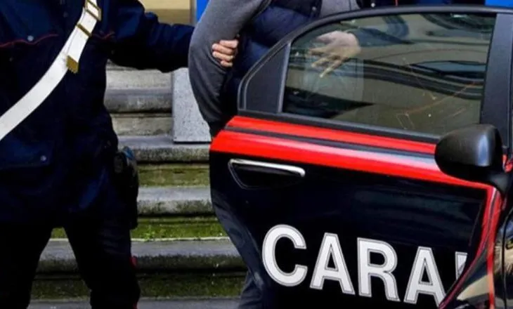 Kishte fshehur 1.2 kilogramë kokainë në jastëk, arrestohet 32-vjeçari shqiptar në Genova