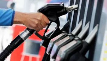 Kompanitë e naftës do të hedhin në gjyq qeverinë, duan kompensim për llogaritje të gabuar të çmimit
