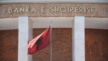 Konflikti në Iran zbeh optimizmin ekonomik, Banka e Shqipërisë paralajmëron ndikim në rritje