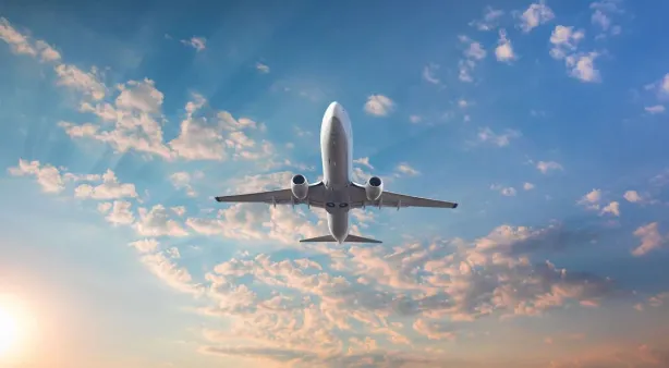 Konflikti në Lindjen e Mesme, rritet çmimi i biletave të fluturimeve