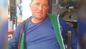 Konispol/ Para 2 vitesh hodhi babanë nga shkallët pasi i vrau të ëmën, arrestohet 43-vjeçari (EMRI)