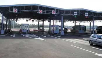 Kontrabanda nga Maqedonia e Veriut/ Kontrolle të imtësishme të kufirit, arrestohet një person, 3 të tjerë në kërkim