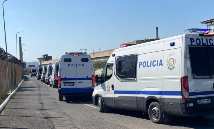Kontrollet në burgje/ Iu gjetën dy shishe alkool, merret në pyetje i dënuari me burgim të përjetshëm: Ishte lëng boronice, e dua se vuaj nga veshkat